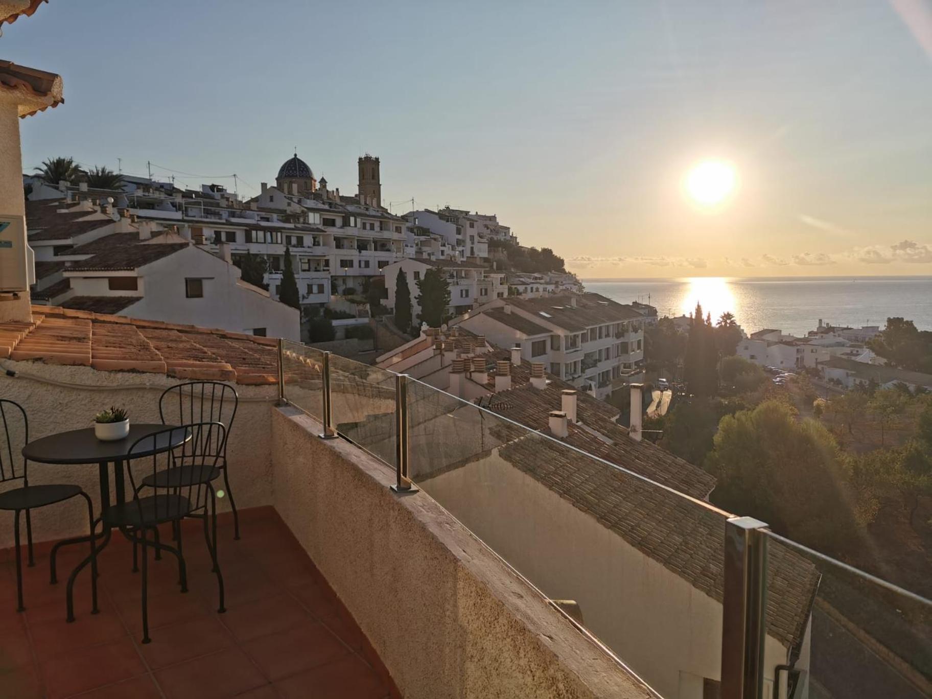 Atico-Duplex Con Vistas Al Mar Y Casco Antiguo En Altea Apartment ภายนอก รูปภาพ